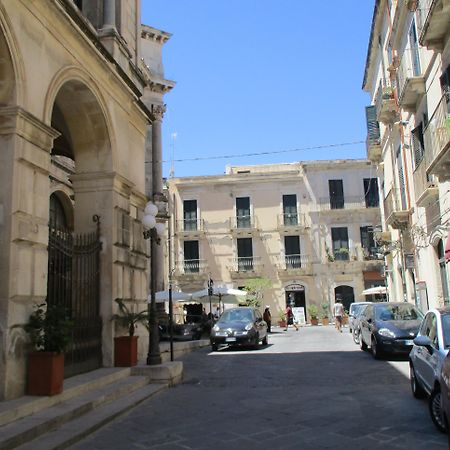 Maison Ortigia Bed & Breakfast Syracuse Exterior photo